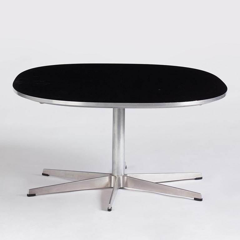 Bruno Mathsson & Piet Hein, soffbord, "Superellips", Fritz Hansen, Danmark,
