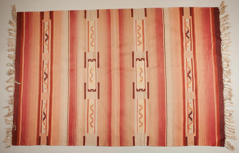 MATTA, funkis, 1930/1940-tal. Ca 300x200 cm.