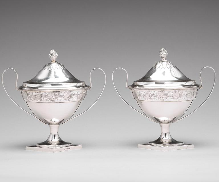 A pair of Baltic sugar-bowls and spoons, mark of Johann Gottfried Möring, Reval (1790-1818 (1820)).