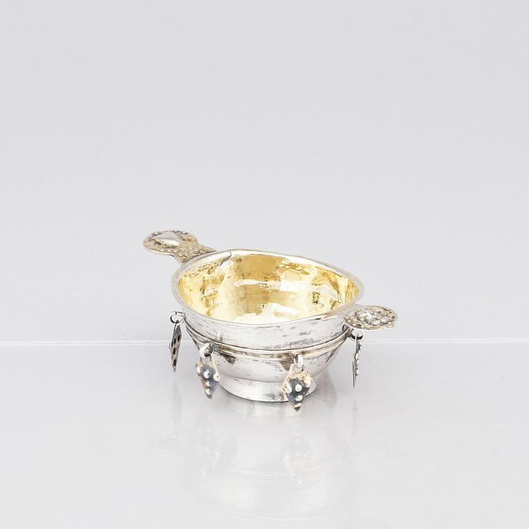 A Swedish early 19th century parcel-gilt silver brandy-bowl, marks of Johan Westerberg, (1807-1829) Piteå.