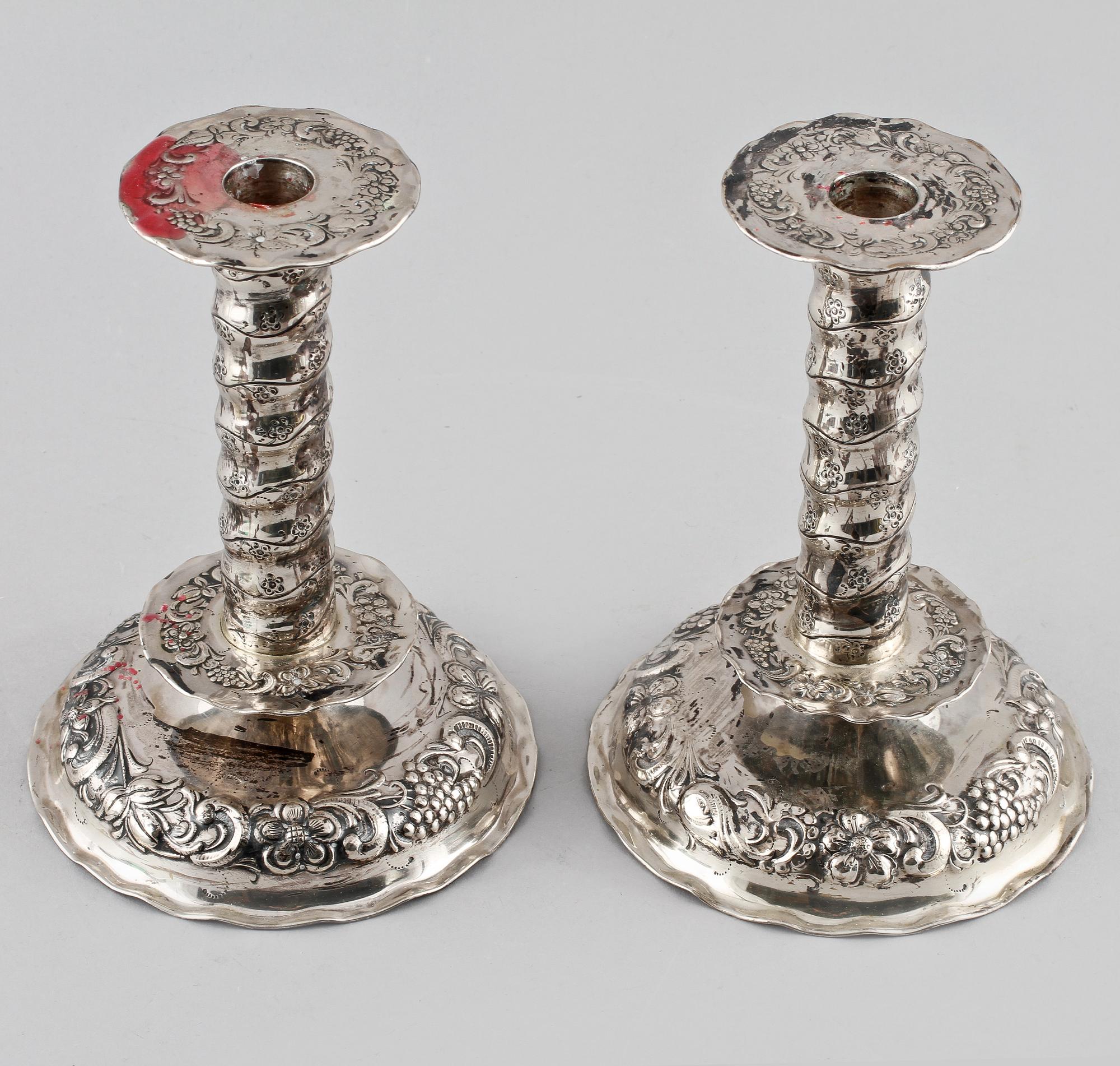LJUSSTAKAR, ett par, silver, barockstil, TESI, Göteborg, 1946.