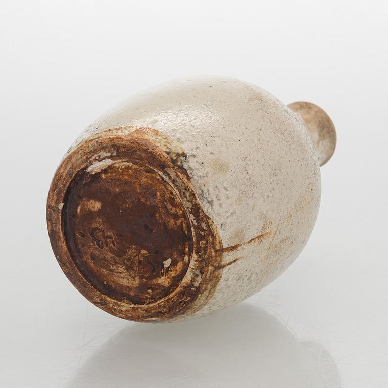 Kyllikki Salmenhaara, a stoneware vase, signed KS -43.