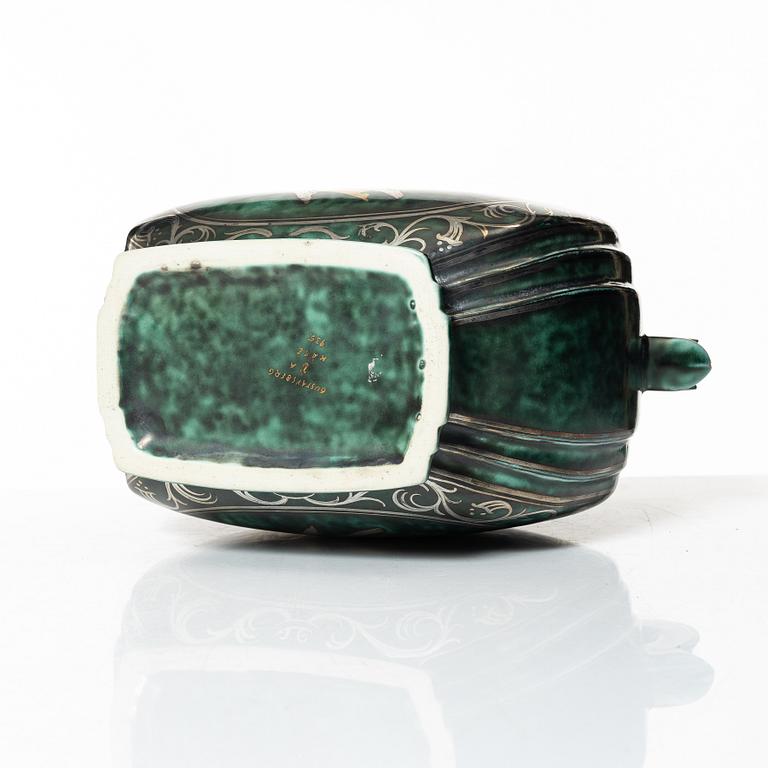Wilhelm Kåge, a lidded ceramic 'Argenta' vase, Gustavsberg, 1930.