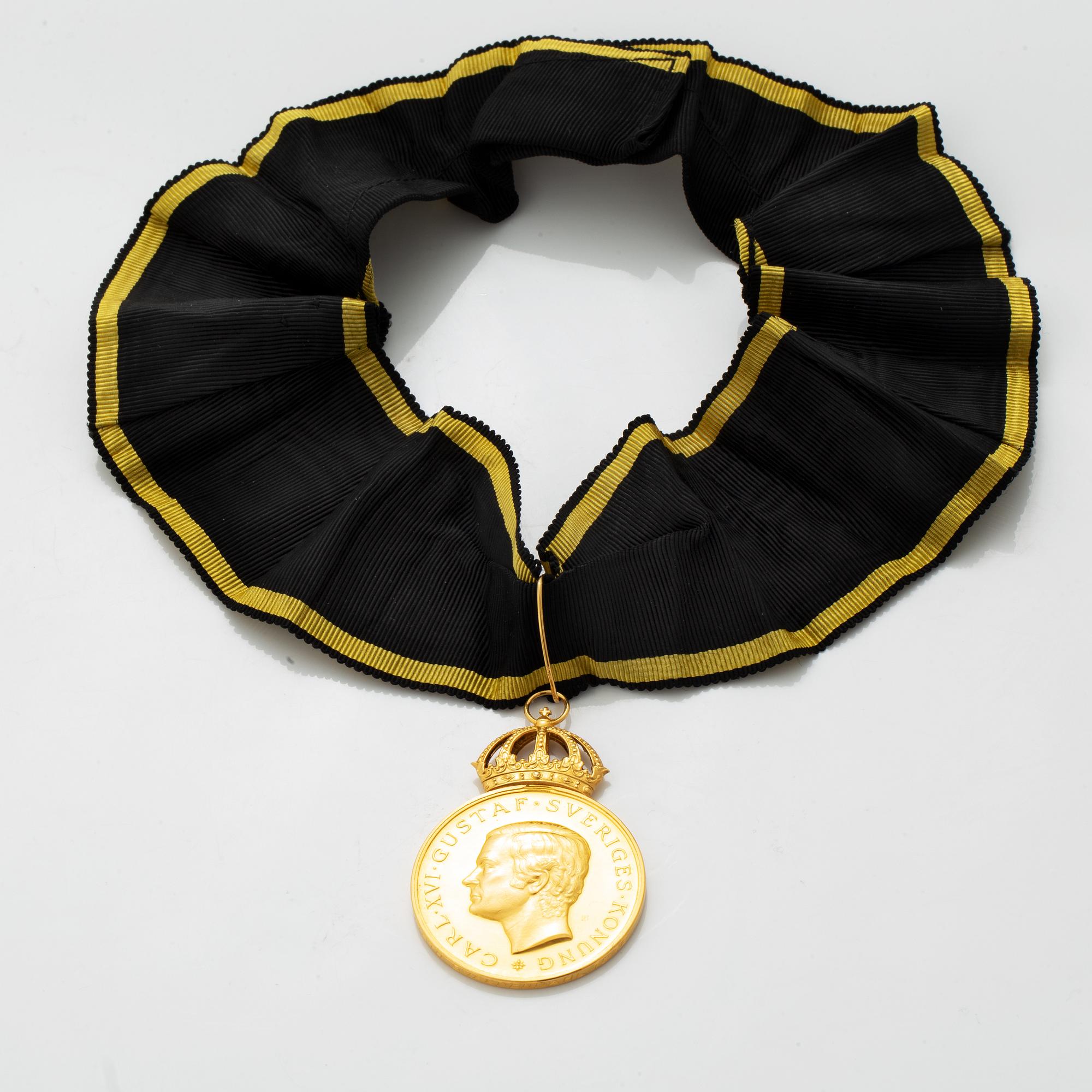 Medalj, Kunglig, "För trohet och flit", 23K och 18K guld, af Kongl. Sällskapet Pro Patria, 1974.