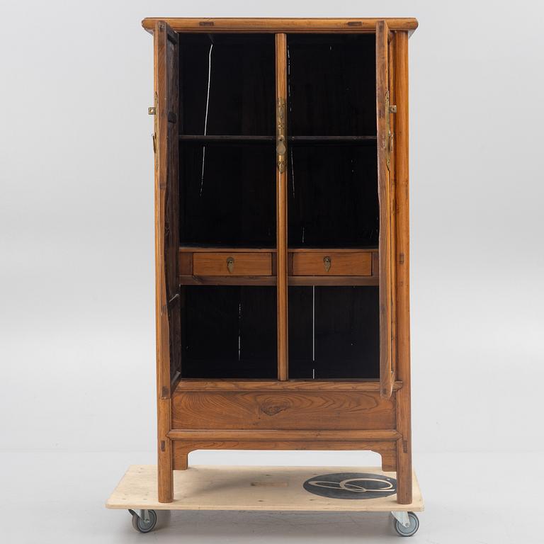 A Ming-style cabinet, 19th/20th century.