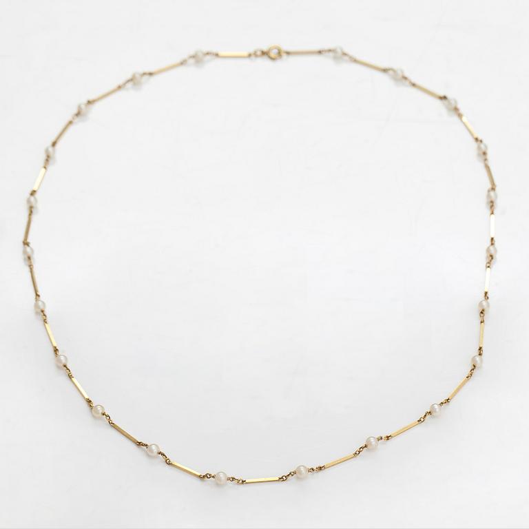 Halsband, 14K guld och odlade pärlor.