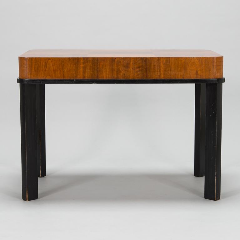 Åke Wasastjerna, a 1930s 'Ministeri' table for Asko, Finland. Designed in 1934.