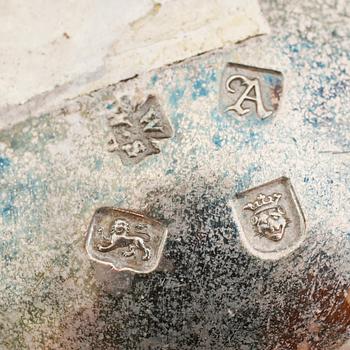 STOP, silver, William Shaw & William Priest, London 1756. Vikt ca 350 g.