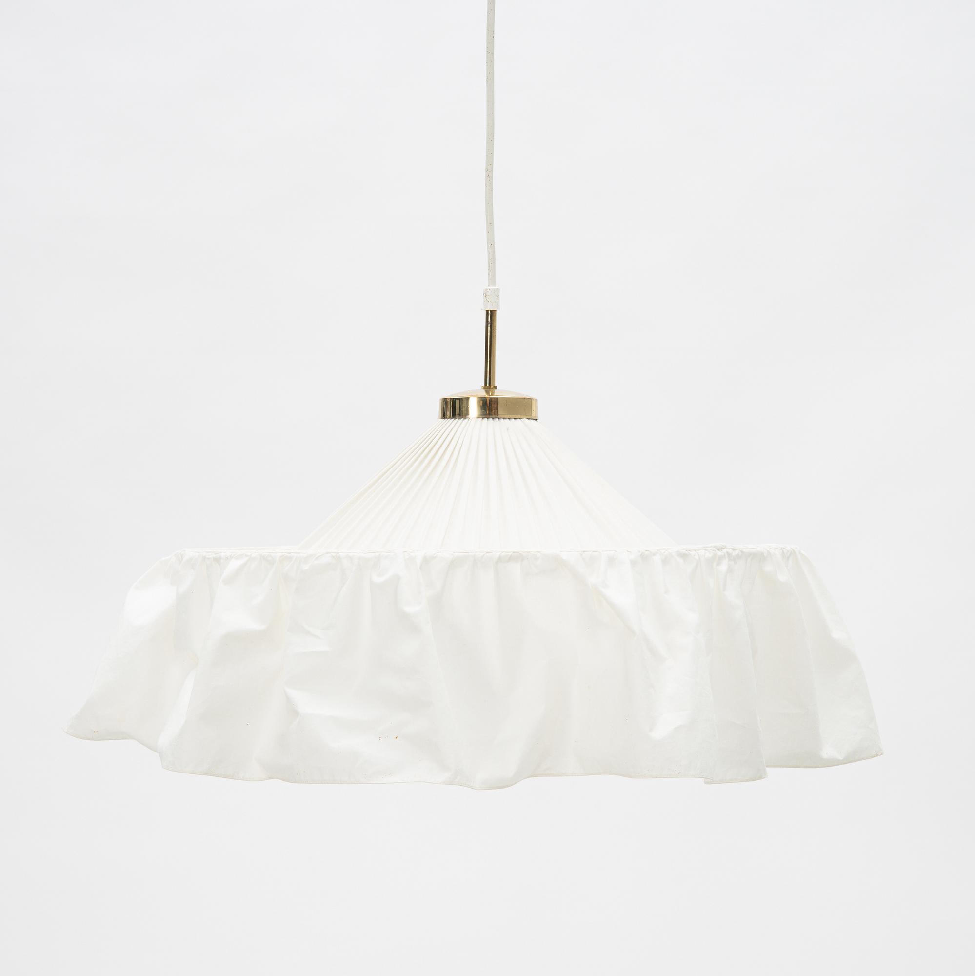 Josef Frank, taklampa, modell 2560, Firma Svenskt Tenn.