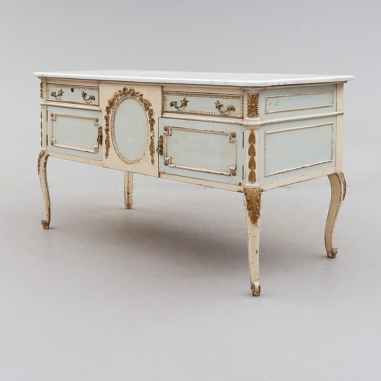 SIDEBOARD, Louis XVI-stil, Maple & Co, London & Paris, 1900-talets första hälft.