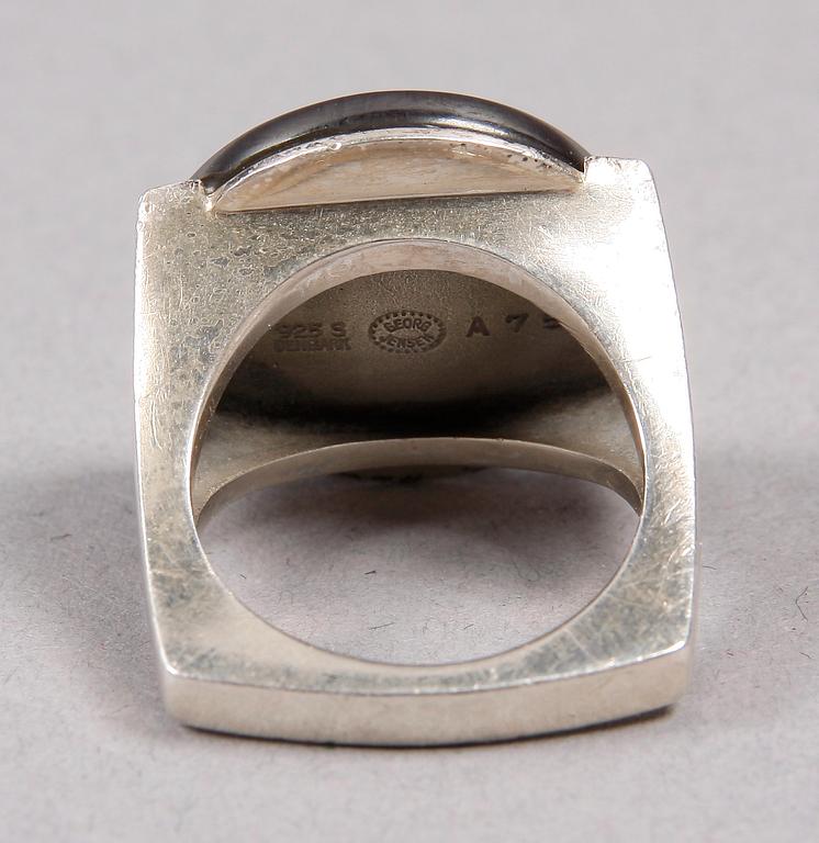 RING, silver och hematit. George Jensen, Danmark.