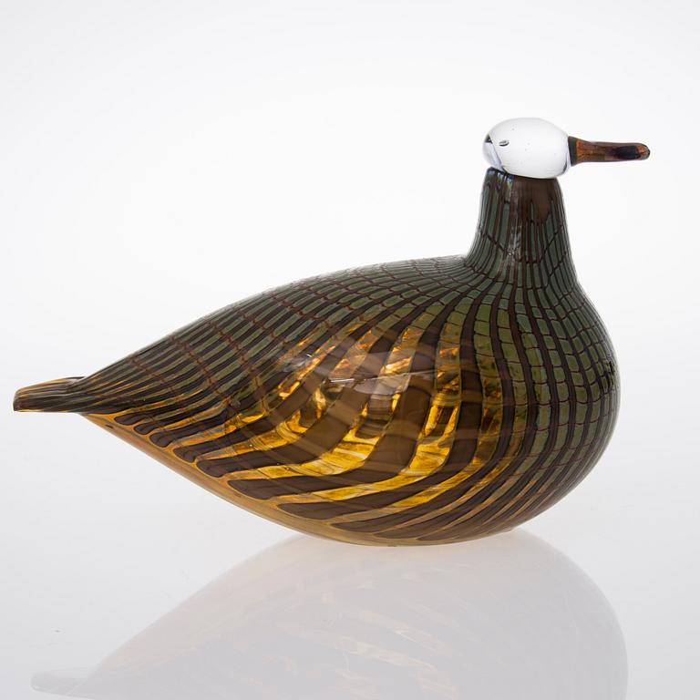 A glass bird signed Oiva Toikka Nuutajärvi Notsjö, 533/1000.