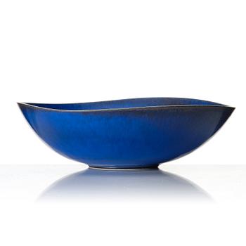 Berndt Friberg, a stoneware dish, Gustavsberg studio, Sweden 1958.