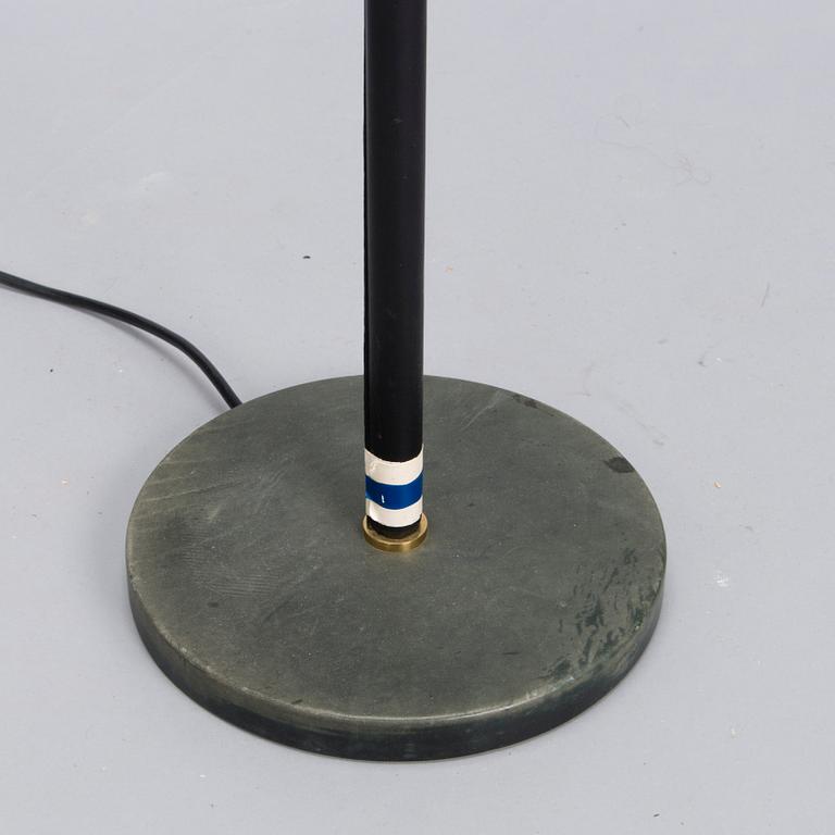 ALVAR AALTO,  golvlampa, modell A810, Valaisinpaja, 1990-tal.