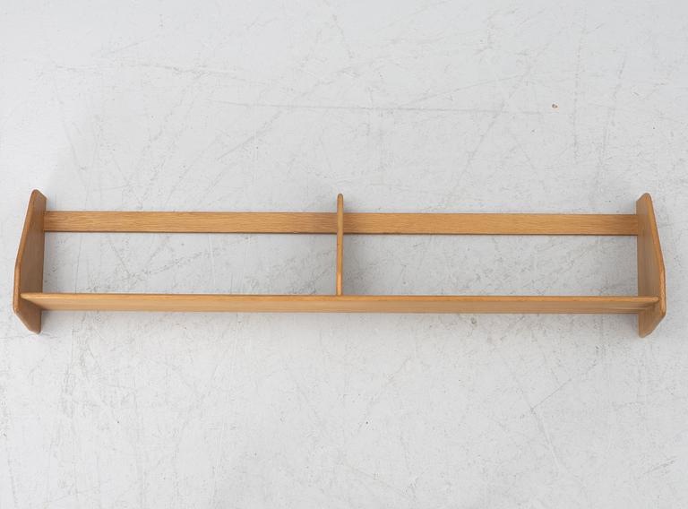 Hans J. Wegner, Shelf, “RY 21”, Ry Møbler, Denmark, 1959.