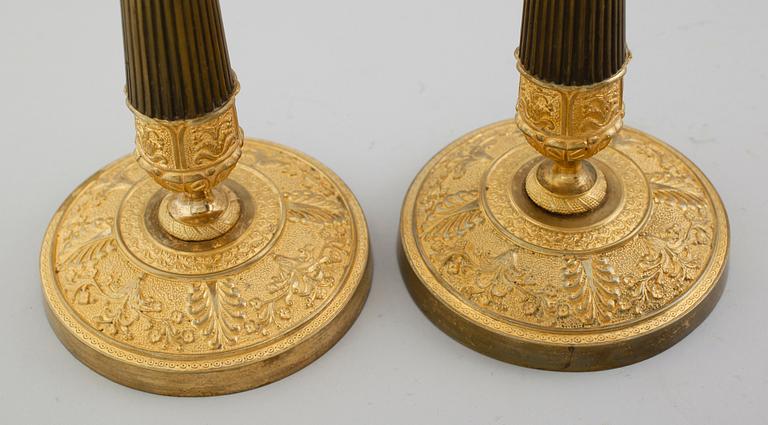 LJUSSTAKAR, 1 par, empire, 1800-talets första hälft.