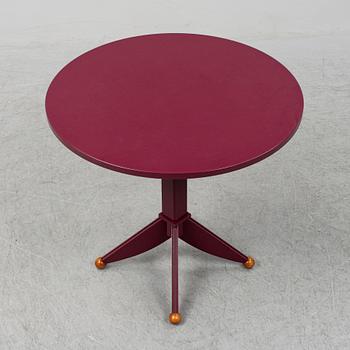 UMBERTO ASNAGO, a sofa, two armchairs and a table, 'Progetti', Italy.