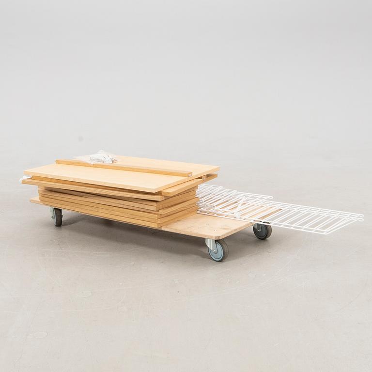 Nils Strinning, hyllsystem "Strinning" inköpt 2022.