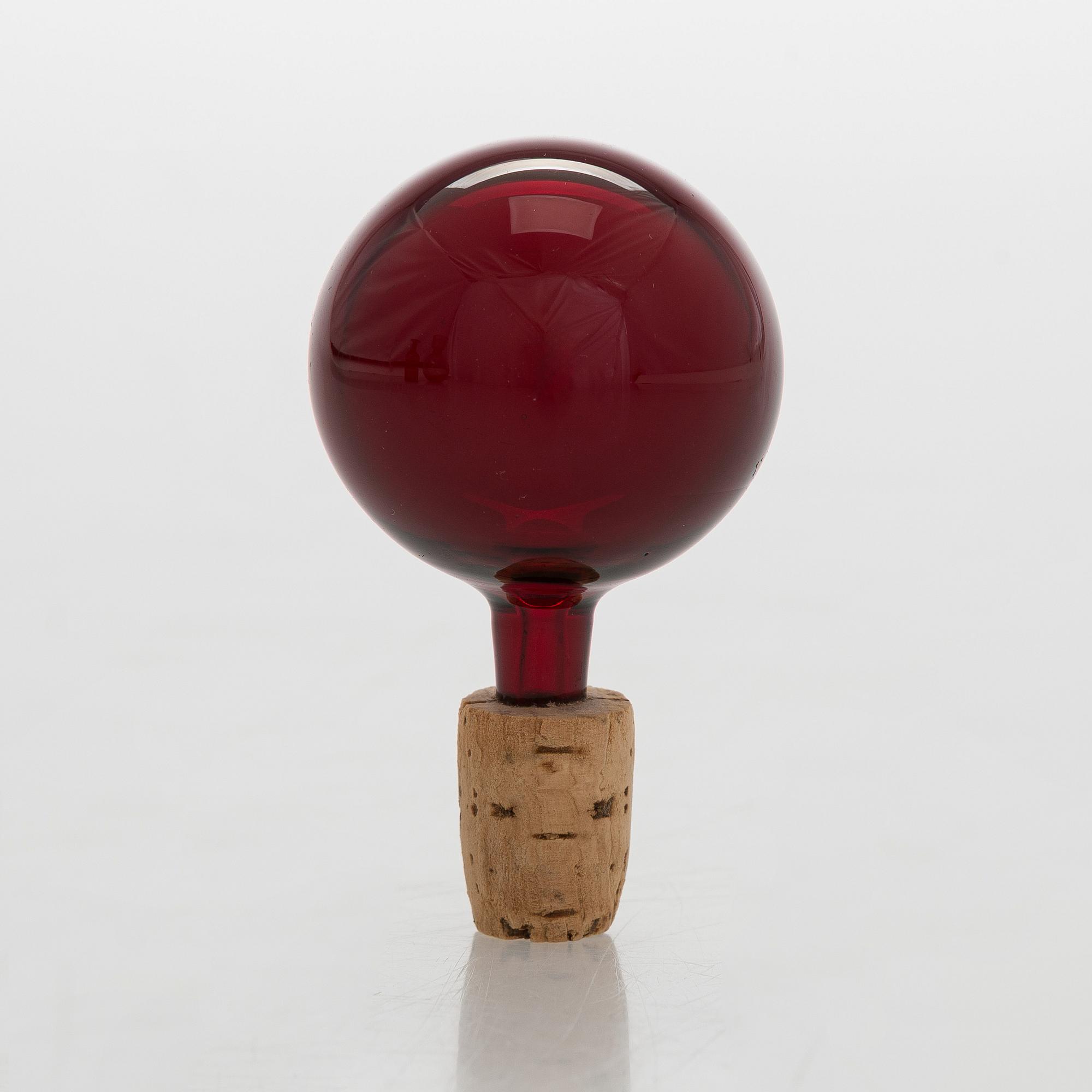 Kaj Franck, a decanter, KF 501  'The Bells of Kremlin', signed K. Franck, Nuutajärvi, Notsjö -59.