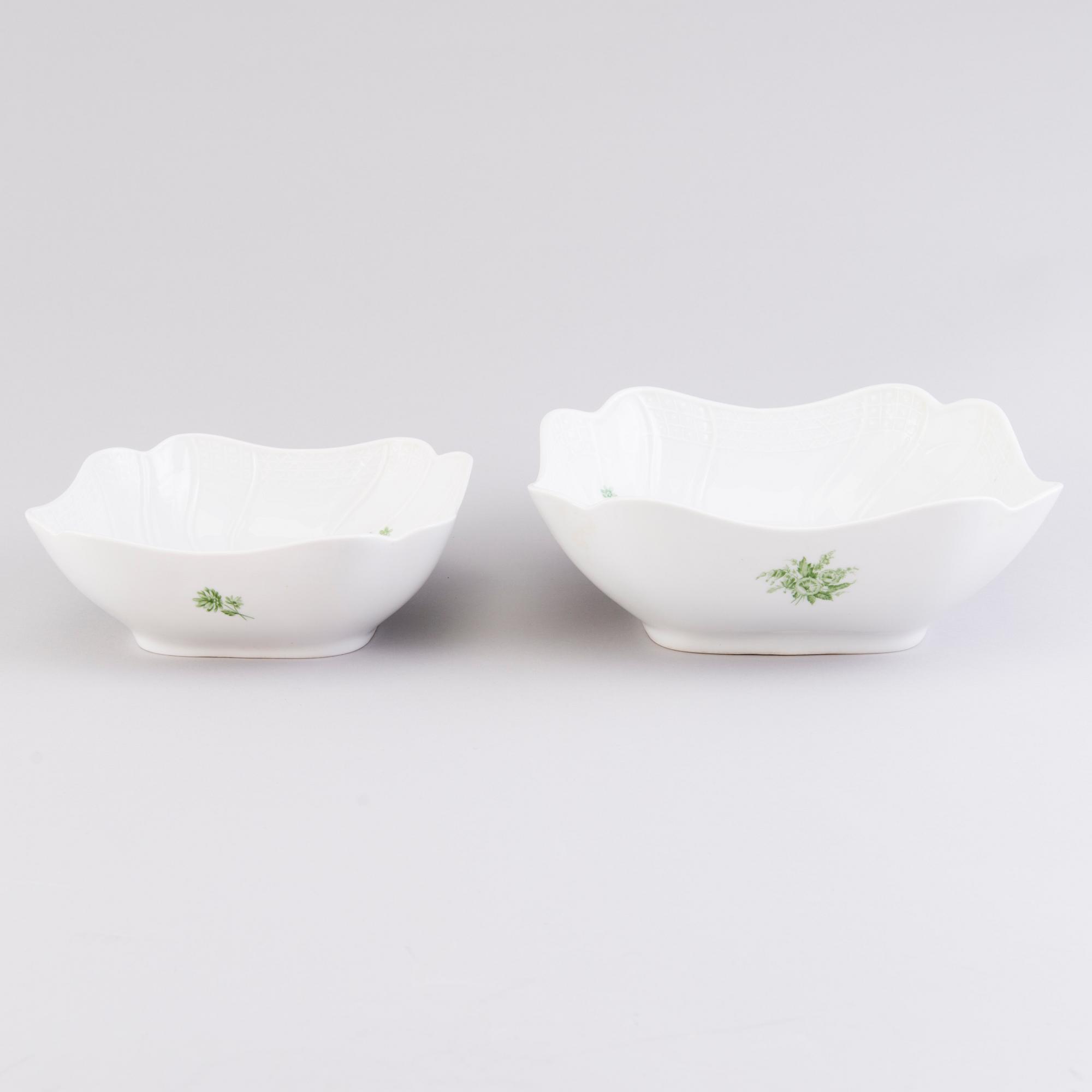 A 51-piece Hutschenreuther Selb Dresden porcelain dinner set, Bavaria Germany.