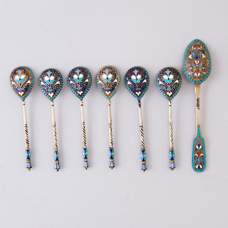 KAFFESKEDAR 6+1, emalj och silver, Ryssland ca 1900.