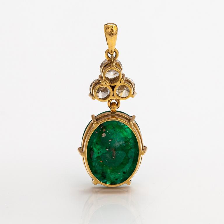An 18K gold pendant with an emerald and diamonds ca. 2.00 ct in total. AIG certificate.