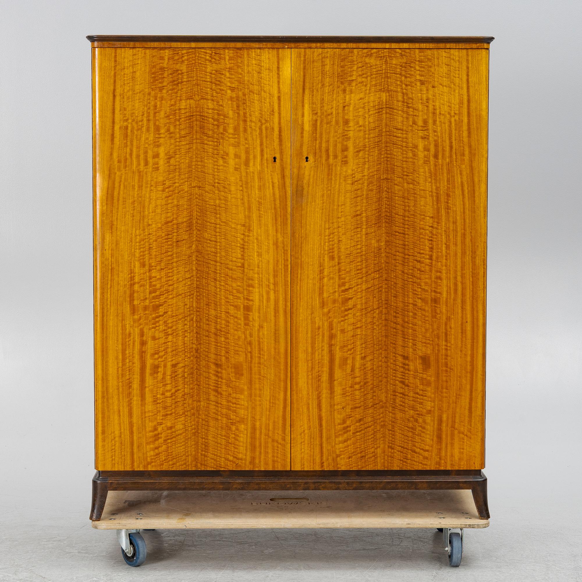 Linneskåp, Swedish Modern, 1940-tal.