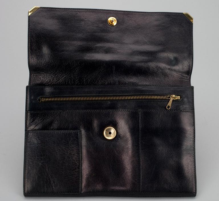 LAUKKU, kirjekuorilaukku, Etienne Aigner.