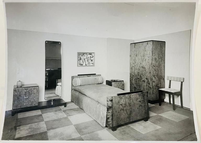 Axel Einar Hjorth, a pair of "Svea" bedside tables, Nordiska Kompaniet, 1934.