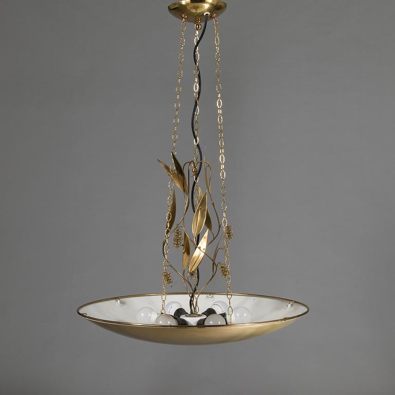 Paavo Tynell, a mid-20th century chandelier for Idman.