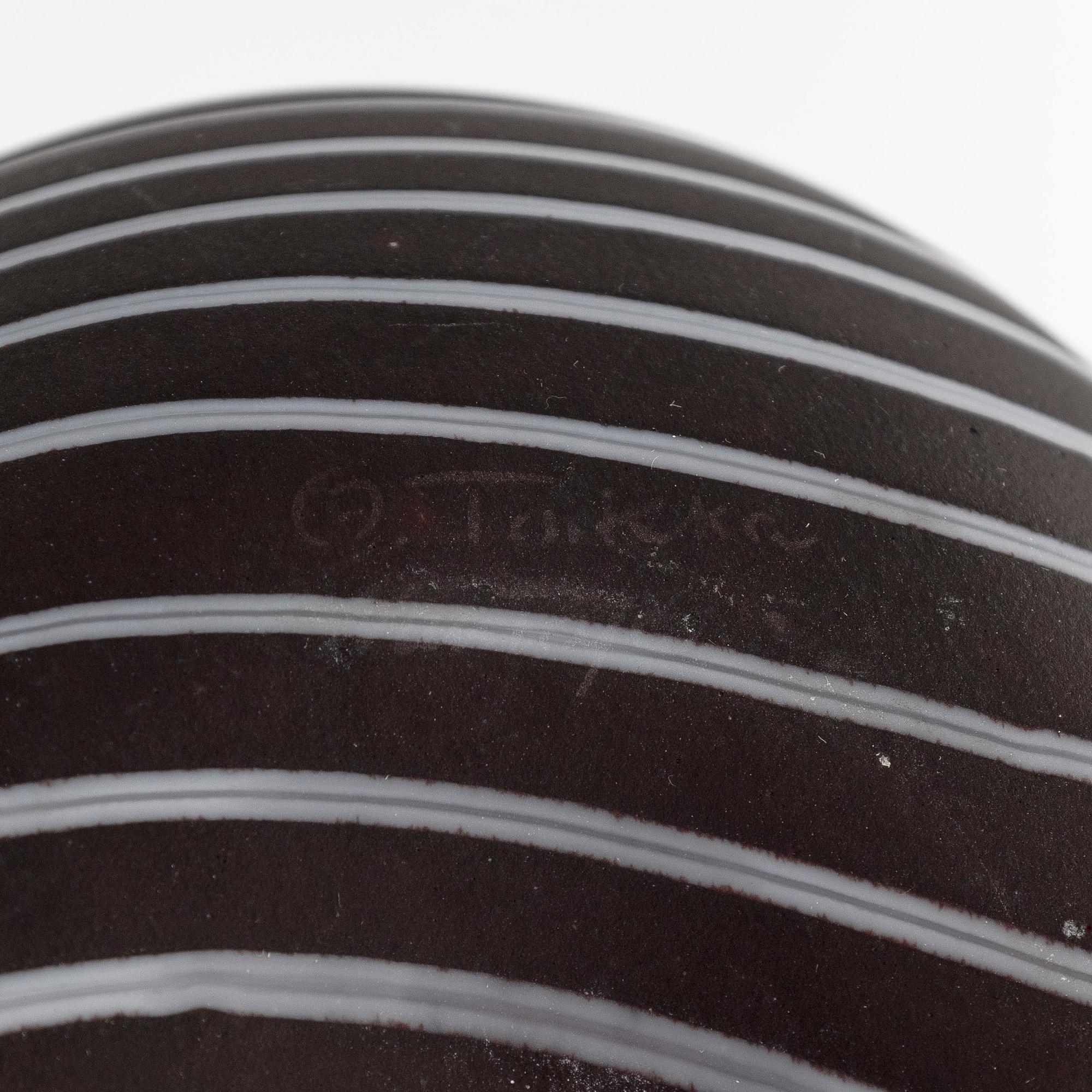 Oiva Toikka, lasilintu, "Kuovi", signeerattu O. Toikka Nuutajärvi.