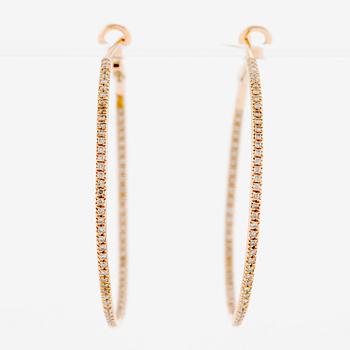 Earrings, hoop style, 14K rose gold with brilliant-cut diamonds.