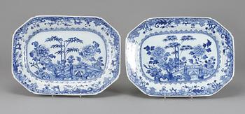 STEKFAT, ett par, porslin, Kina, Qianlong, 1736-1795.