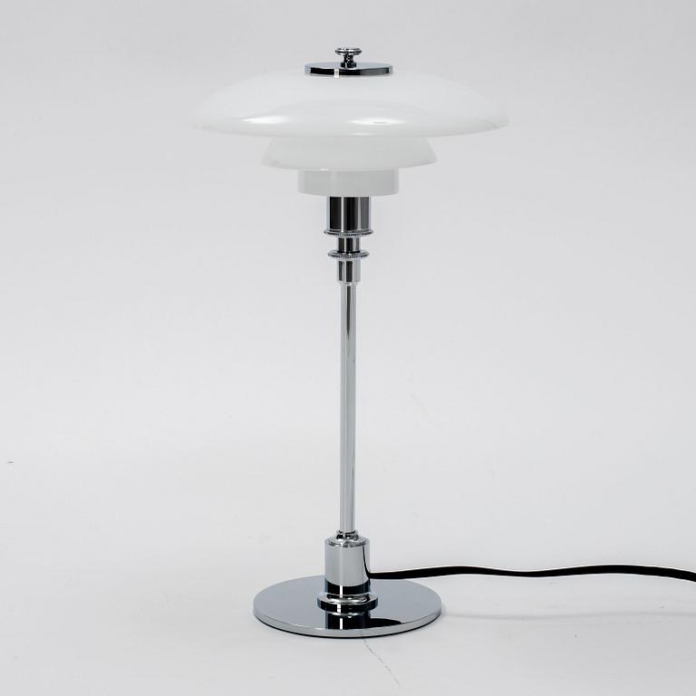 Poul Henningsen, bordslampa, "PH 2/1", Louis Poulsen, Danmark.