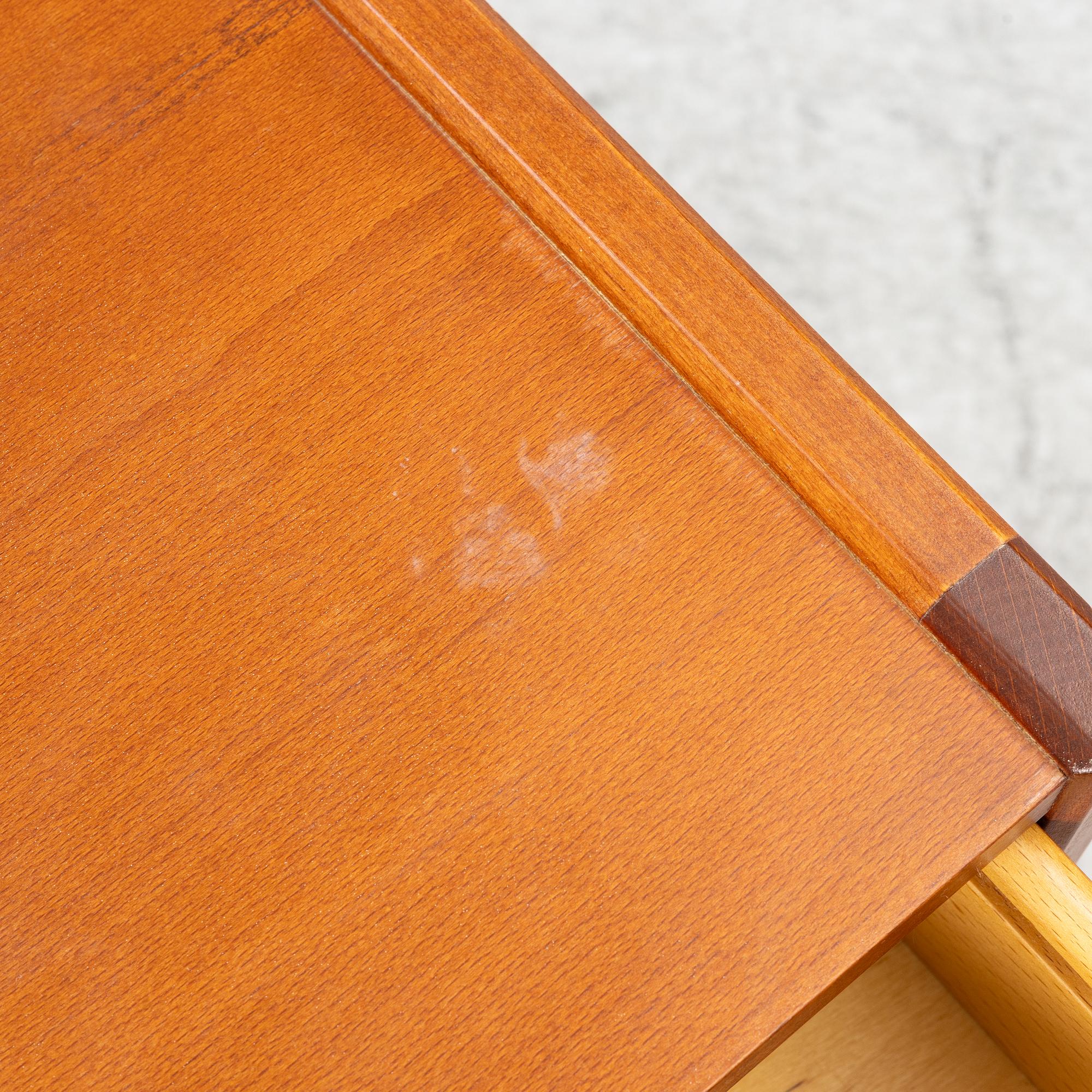 Sängbord, ett par, Nordiska Kompaniet, 1900-talets slut.