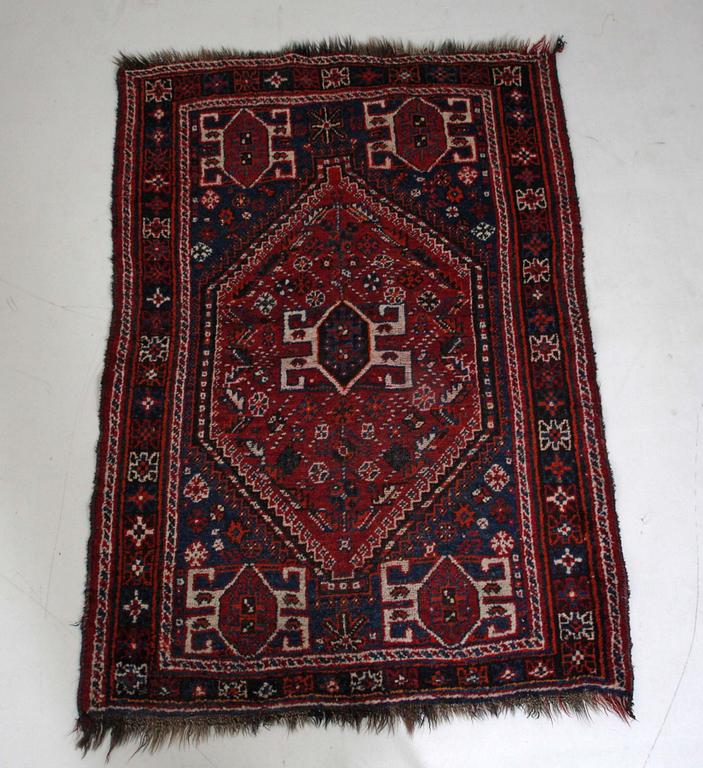 MATTA, orientalisk. 154 x 109.