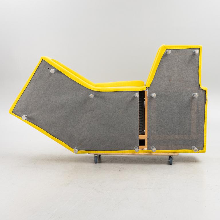 Søren Lund, a sofa, 21st century.