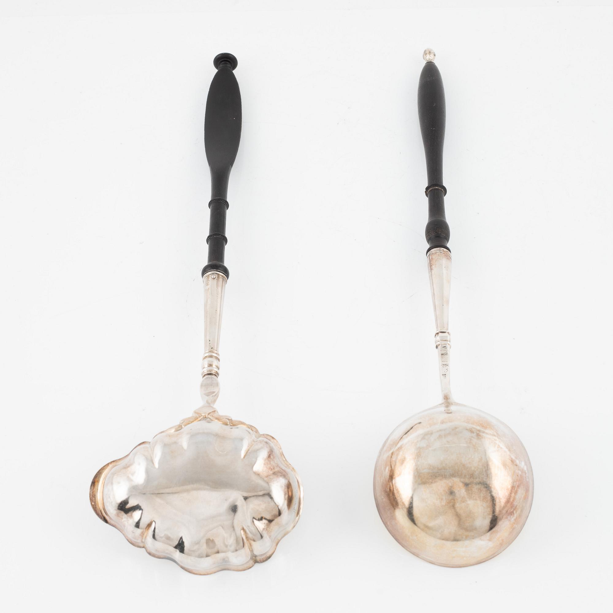 Soppslevar, 2 st, silver, Finland och Ryssland, 1800-tal.