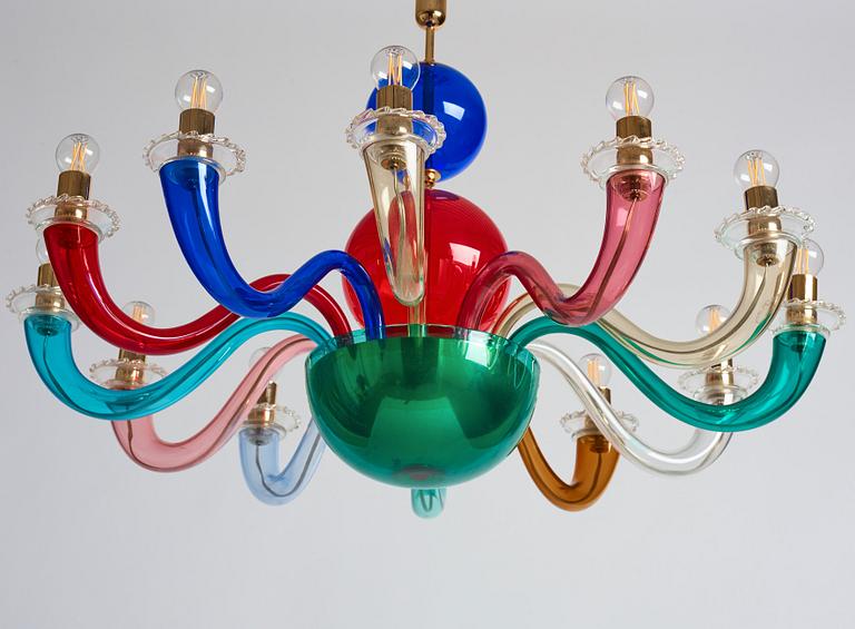 Gio Ponti, a contemporary 12 light chandelier, for Venini, Italy.