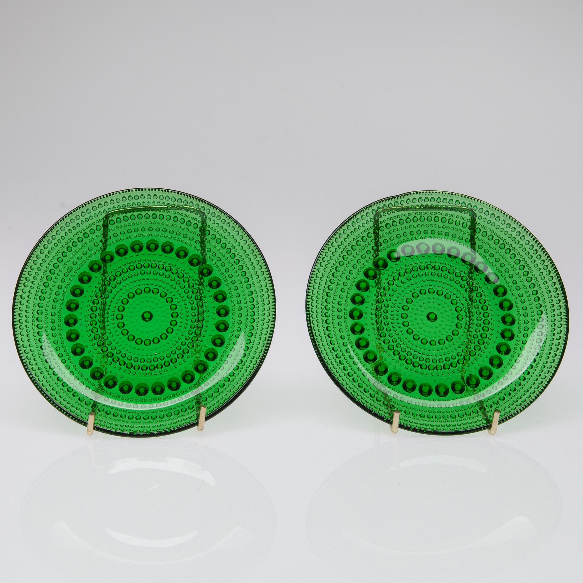 ASTIASTO, 22 osaa, "Kastehelmi", Oiva Toikka, Nuutajärvi. 1970-luku.