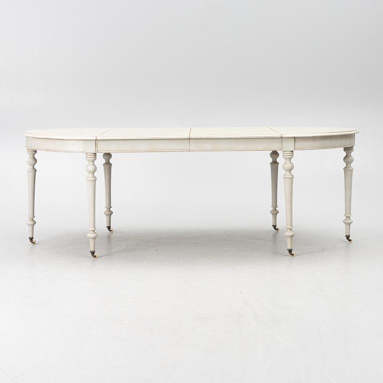 A 19th century dining table.