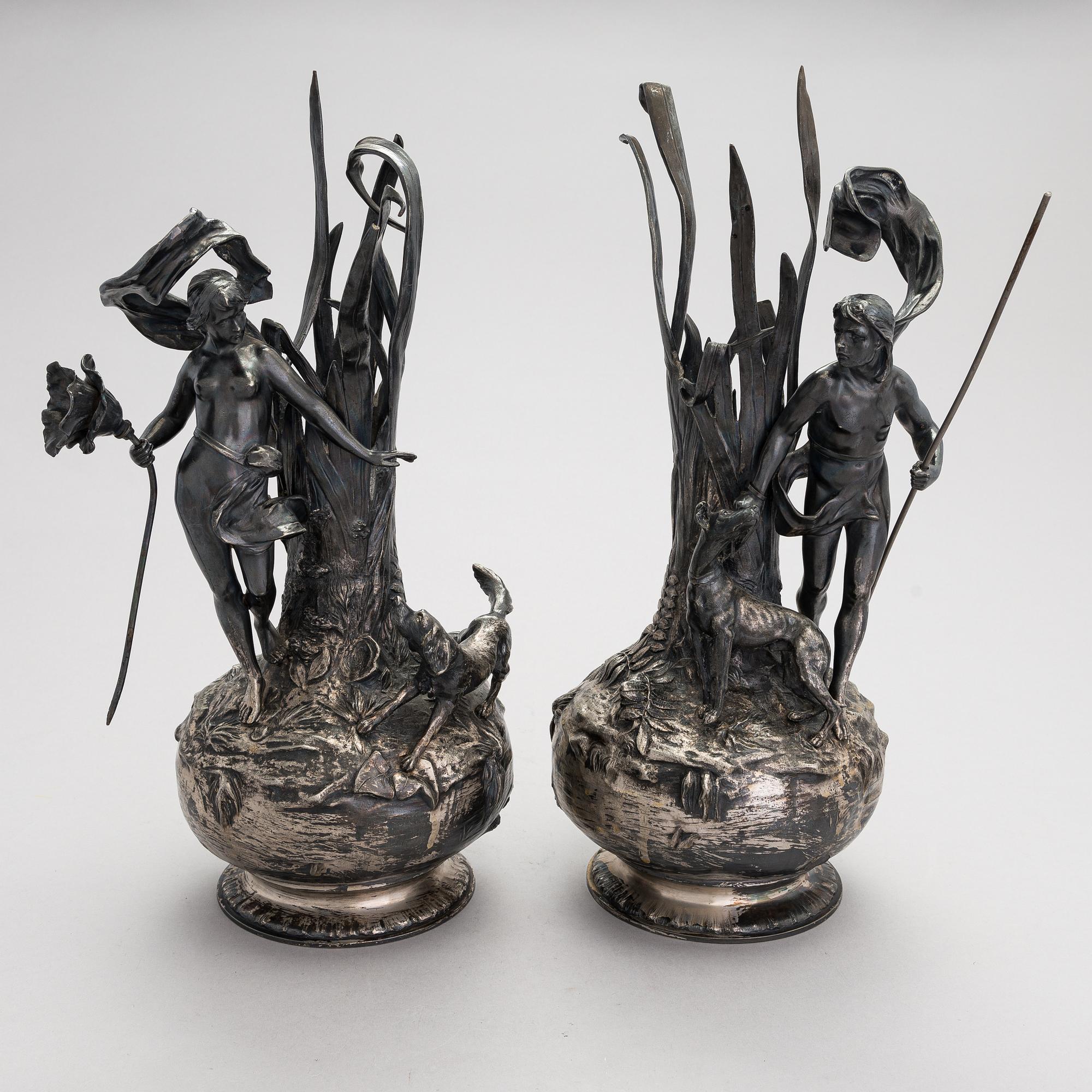 Vaser, 2 st, försilvrad metall, art nouveau, WMF, 1900-talets början.