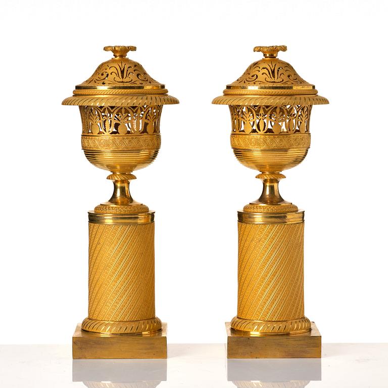 Casoletter, för ett ljus, ett par, Frankrike, 1800-talets början, Empire.