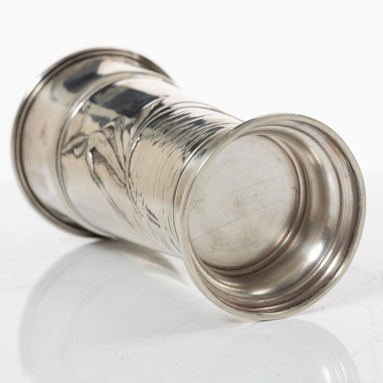 Cup/vase, silver, Anders Nilsson, Lund, 1914.