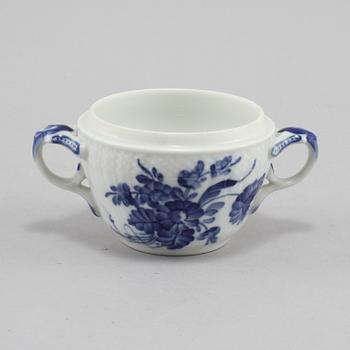 KAFFESERVISDELAR, 24 delar, porslin, "Blå Blomst" Royal Copenhagen, Danmark, 1900-talets andra hälft.