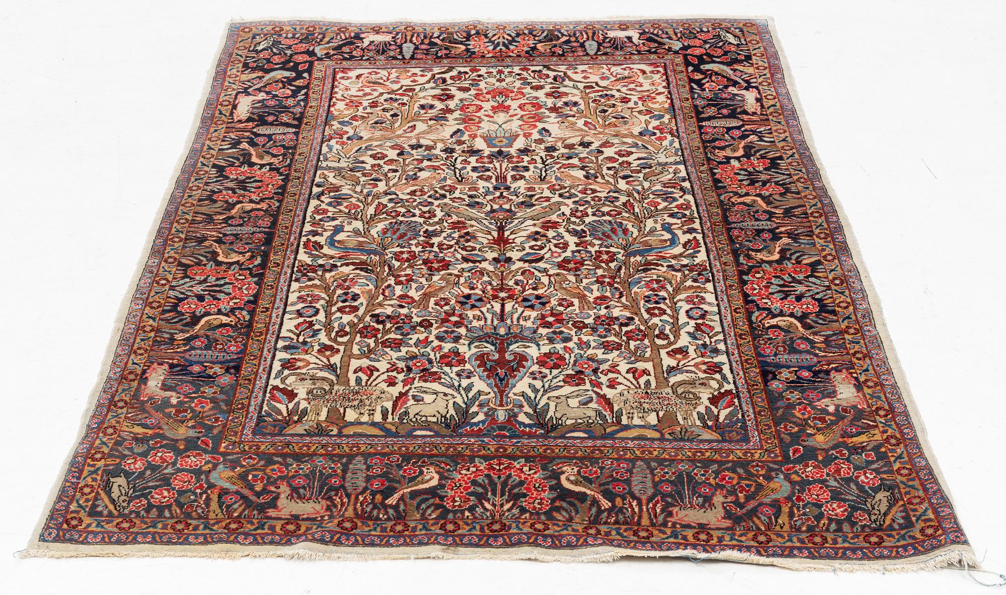 Matta, orientalisk, ca 205 x 125 cm.