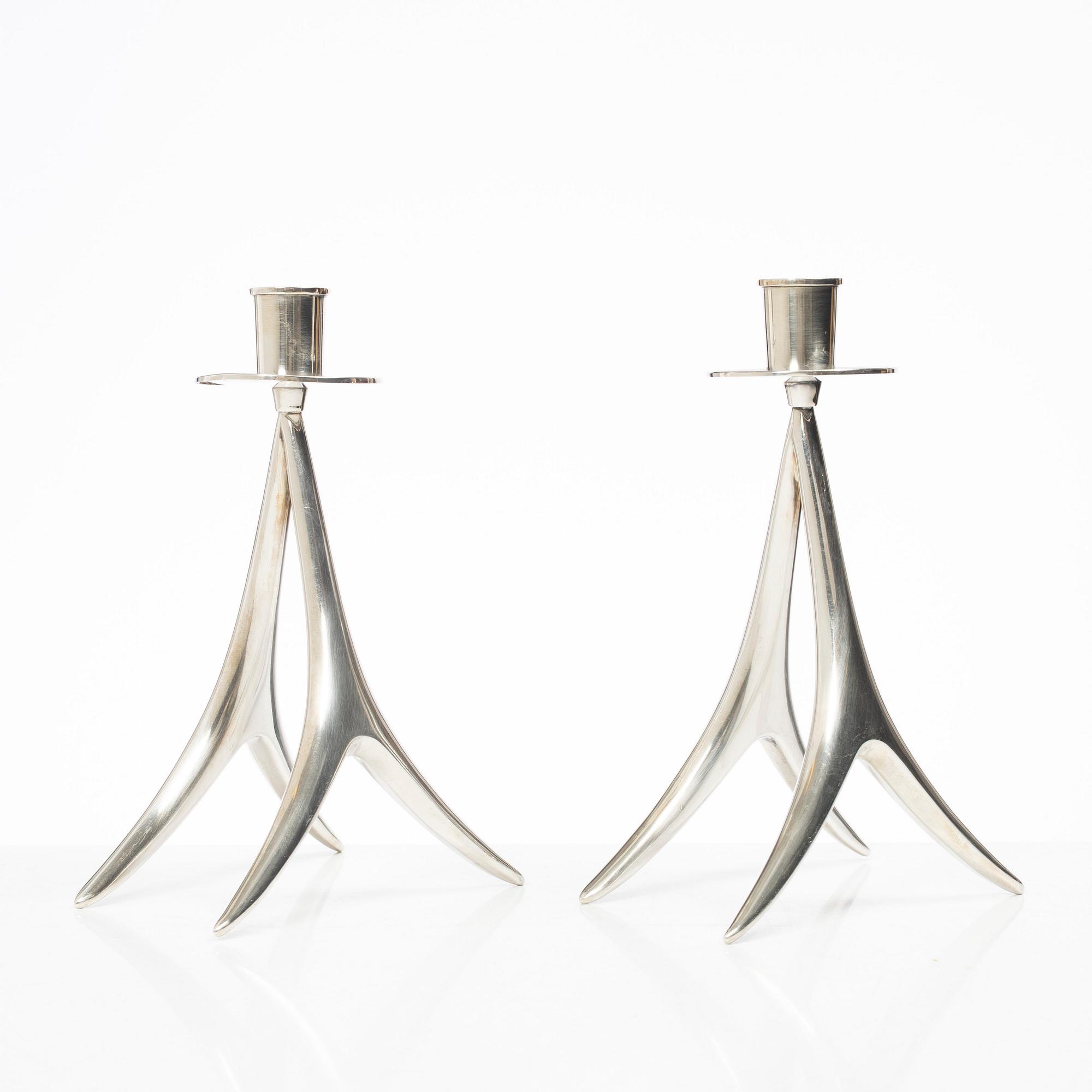 Anna-Greta Eker, ljusstakar, ett par, silver, Auran Kultaseppä Oy, Åbo, 1962.