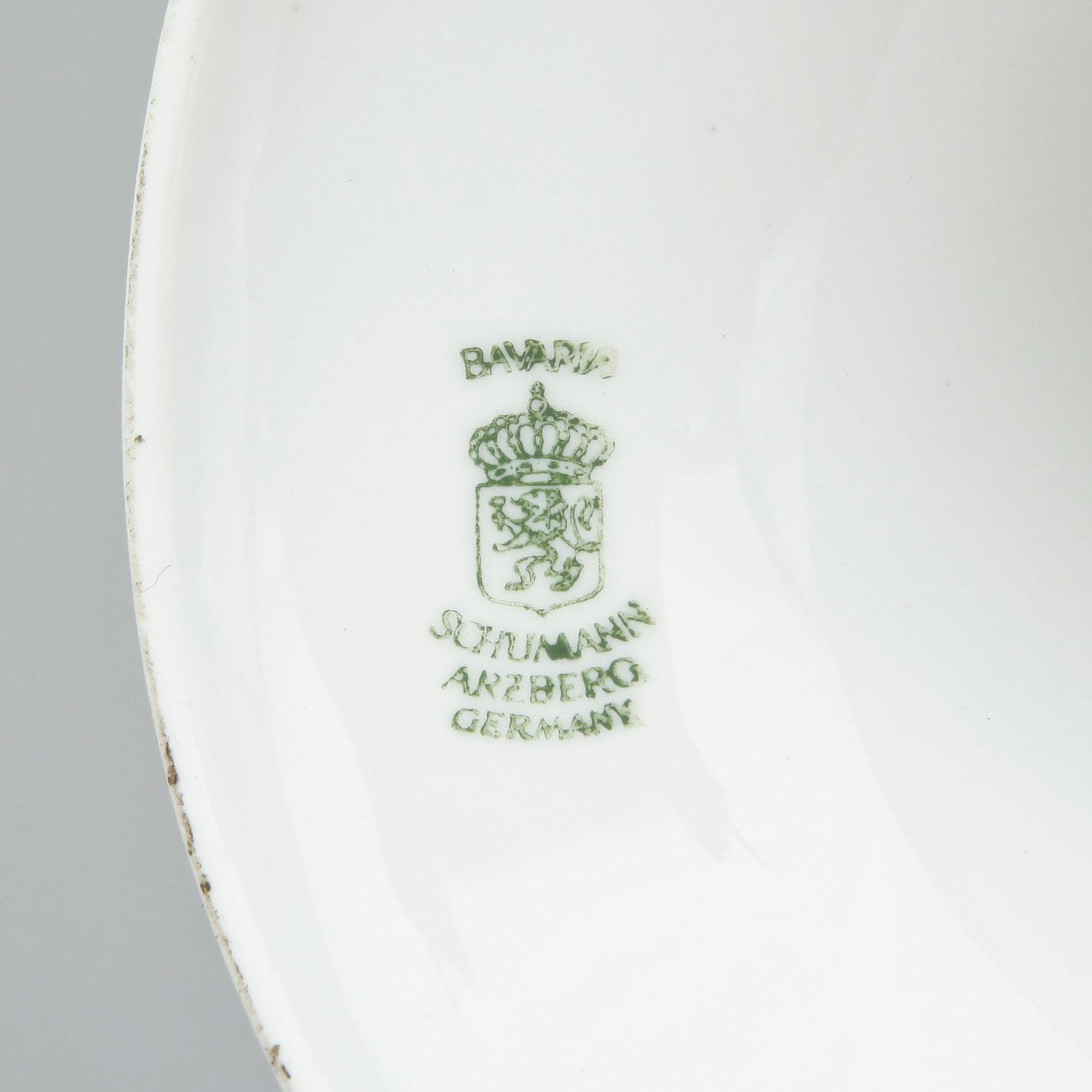 PARTI PORSLIN, 4 delar, främst Dresden, 1900-tal.