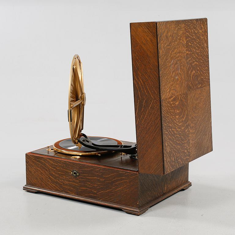 GRAMMOFON, "HMV Model 460 Lumiere", The Gramophone Company Ltd, 1900-talets första hälft.