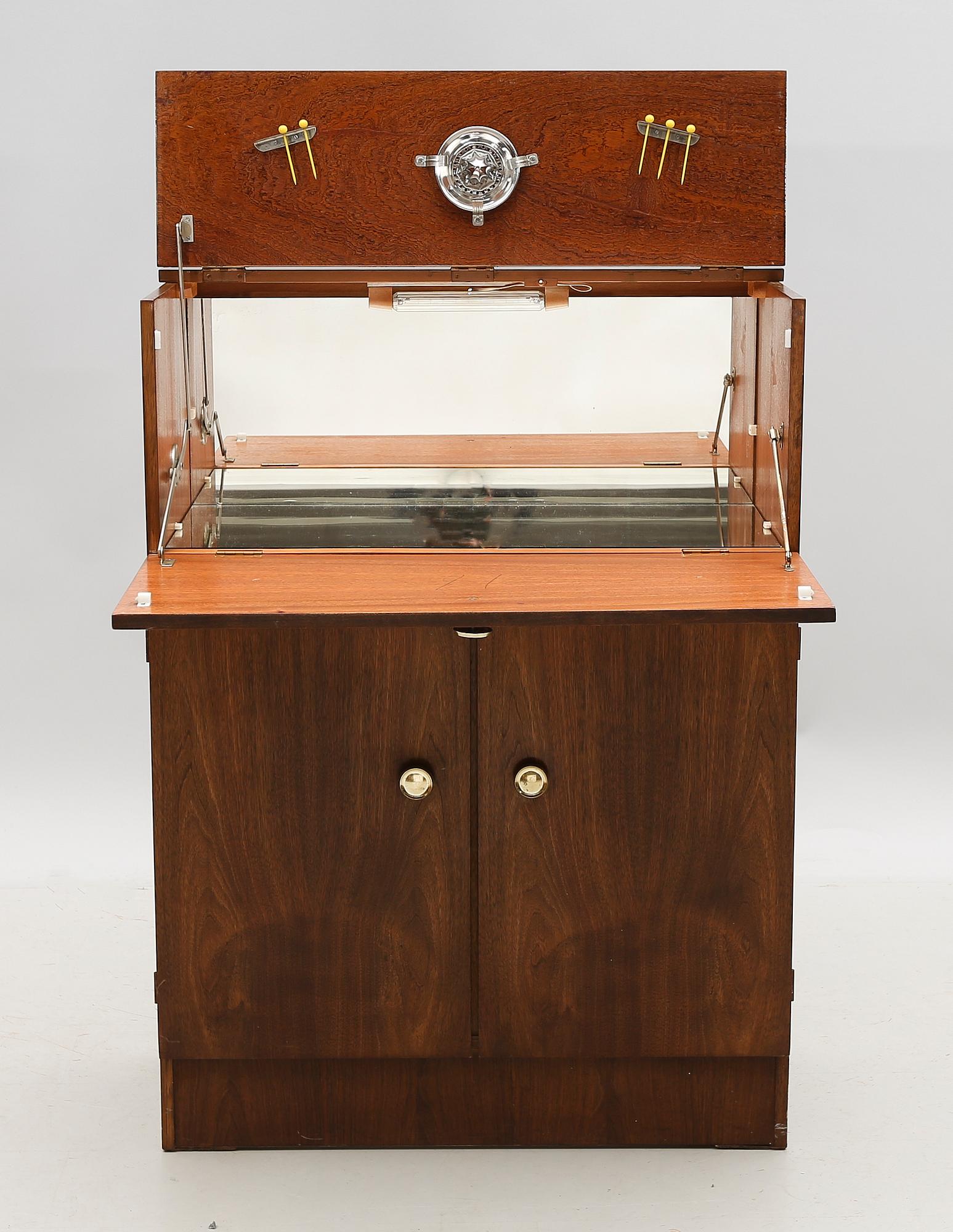 BARSKÅP, 1900-talets andra hälft.